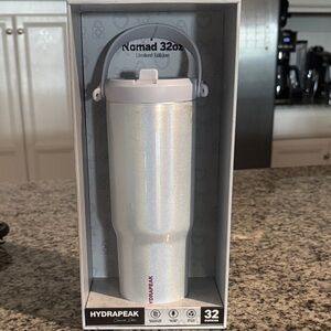 Hydrapeak Nomad 32oz Limited Edition White/Sparkly Tumbler